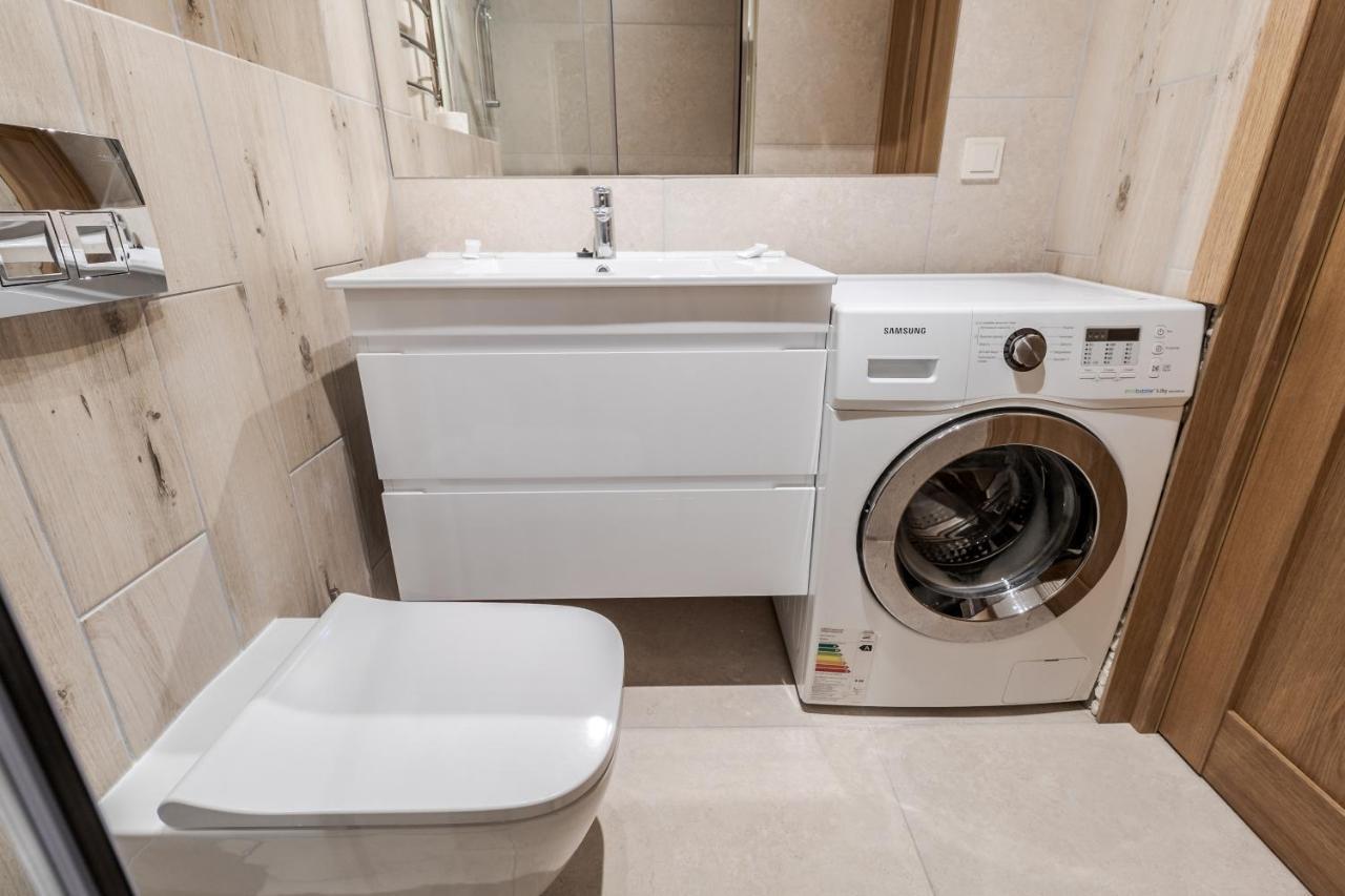 Staroevreyska Timber Apartment Lviv Eksteriør billede